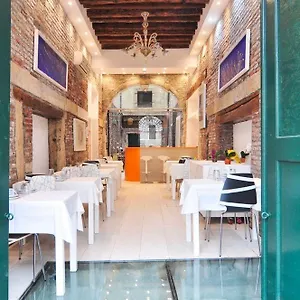 Otel Al Mascaron Ridente, Venedik